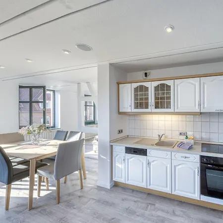 Haus Diana - Silbermoewe * فارين